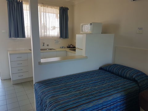 Motel Miramar - Hervey Bay Accommodation 6