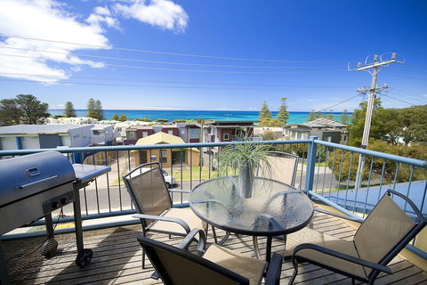 Lorne Ocean Sun Apartments - Tourism Hervey Bay 5