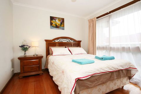 40 Thames Holiday Unit - Hervey Bay Accommodation 2