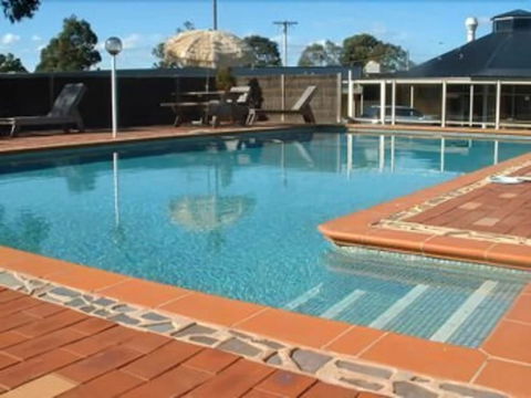 Bairnsdale Motor Inn - Hervey Bay Accommodation 0