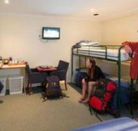 Adventure Backpackers Port Lincoln - Hervey Bay Accommodation