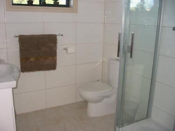 Coull Waters Holiday Apartments - Tourism Hervey Bay 4