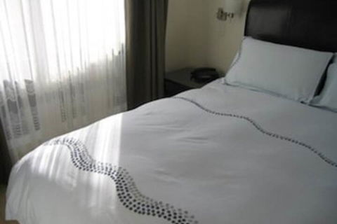 The Charles Robbins - Hervey Bay Accommodation 0