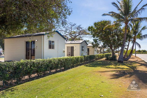 Harbour Lights Tourist Park - Hervey Bay Accommodation 2