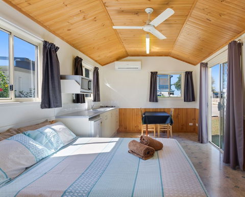 Harbour Lights Tourist Park - Hervey Bay Accommodation 6