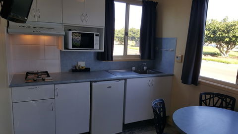 Harbour Lights Tourist Park - Hervey Bay Accommodation 5