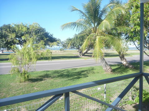 Harbour Lights Tourist Park - Hervey Bay Accommodation 0