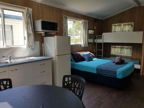 Harbour Lights Tourist Park - Hervey Bay Accommodation 4