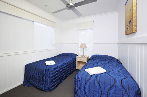 NRMA Sydney Lakeside Holiday Park - Hervey Bay Accommodation 3