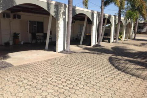 Ayr Max Motel - Hervey Bay Accommodation 2