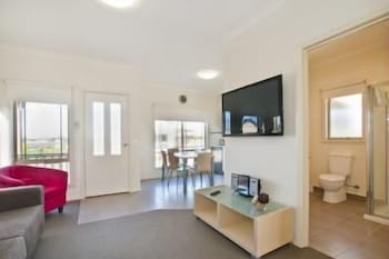 Werribee Short Stay Villas & Accommodation - Hervey Bay Accommodation 4