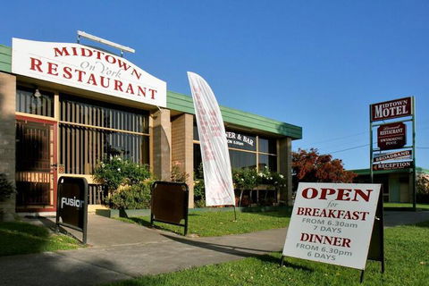 Midtown Motor Inn - Tourism Hervey Bay 1