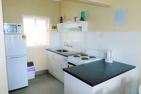 Walters Holiday Flats - Tourism Hervey Bay 7