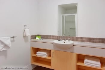 Morayfield Tavern & Motel - Hervey Bay Accommodation 5