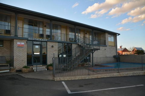 Adrian Motel - Tourism Hervey Bay 1