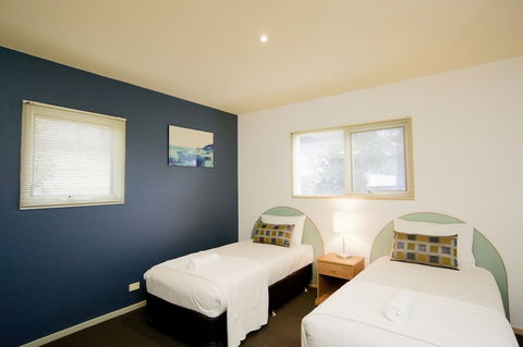 PierView Apartments - Hervey Bay Accommodation 2