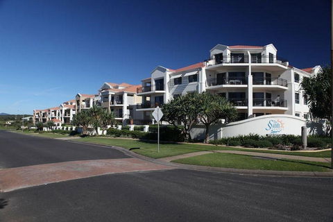 The Sands Resort - Tourism Hervey Bay 0