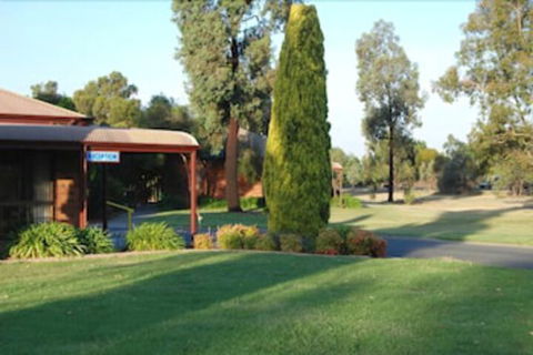 Sportslander Motor Inn - Hervey Bay Accommodation 1