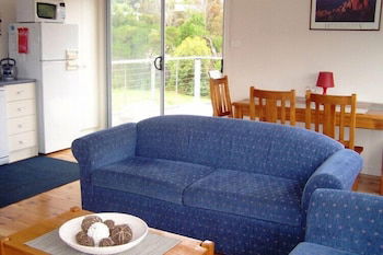 Pebble Shack - Hervey Bay Accommodation 2