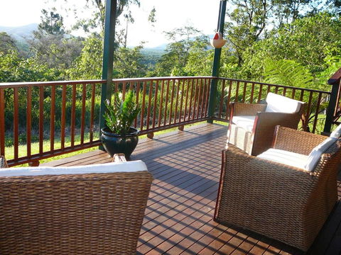Coral Sea Views - Hervey Bay Accommodation 1