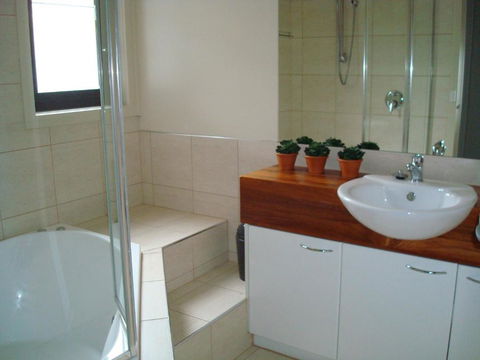 Mews On Frederick - Tourism Hervey Bay 4