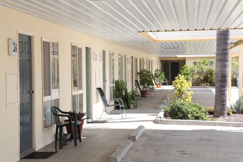 The Jolly Swagman Motor Inn - Hervey Bay Accommodation 3