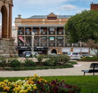 Bathurst Royal Apartments - Hervey Bay Accommodation