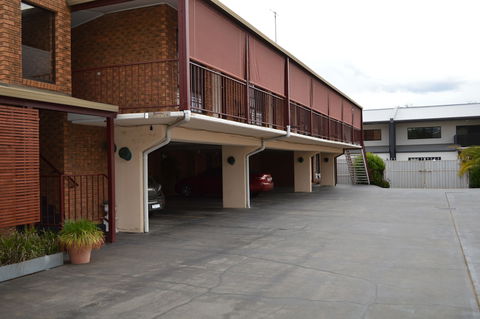The Cottage Motor Inn Albury - Hervey Bay Accommodation 5