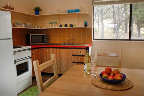 Balaton 4 - Hervey Bay Accommodation 6