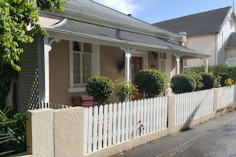 Arendon Cottage - Hervey Bay Accommodation 0