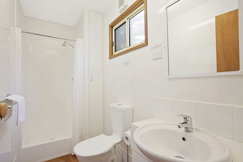 Kanasta Caravan Park - Hervey Bay Accommodation 3