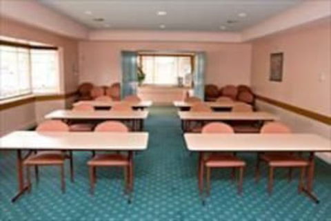 Young Federation Motor Inn - Hervey Bay Accommodation 6