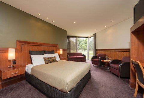 Renmark Resort - Hervey Bay Accommodation 5