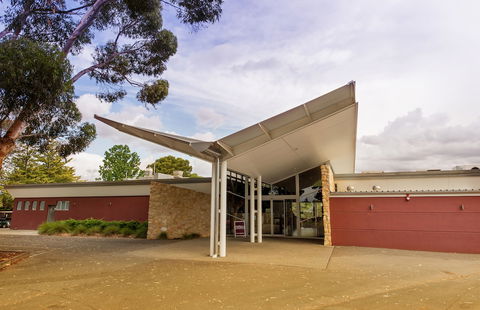 Renmark Resort - Hervey Bay Accommodation 1