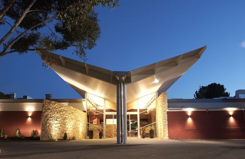 Renmark Resort - Hervey Bay Accommodation 0