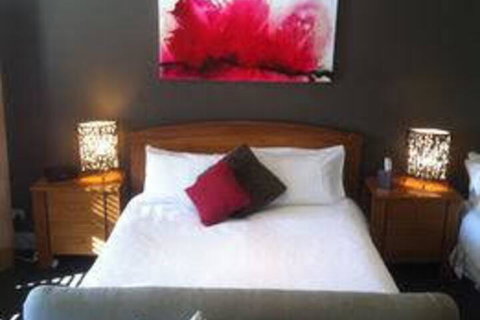 Queenscliff Hotel - Hervey Bay Accommodation 3