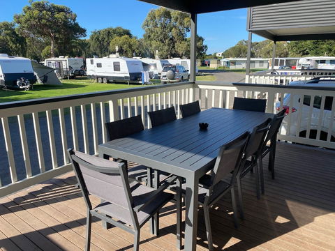 Victor Harbor Holiday & Cabin Park - Tourism Hervey Bay 3