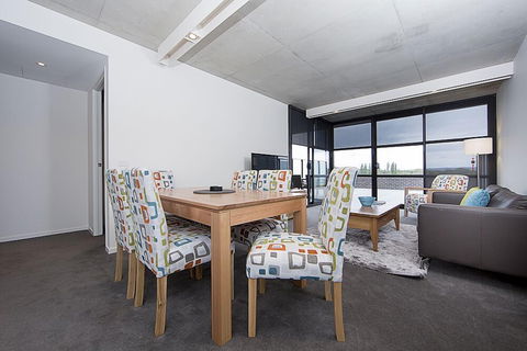 Accommodate Canberra - Dockside - Hervey Bay Accommodation 6