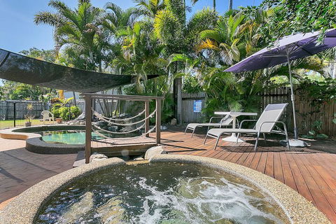 Beachcomber - Tourism Hervey Bay 1