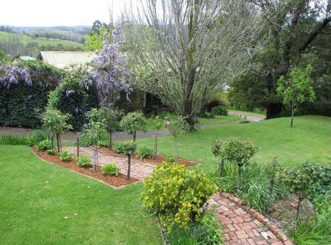 Leafield Cottages - Hervey Bay Accommodation 6