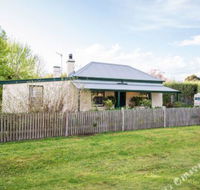Georgies Cottage - Hervey Bay Accommodation