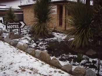 Snowdream Motel - Hervey Bay Accommodation 1