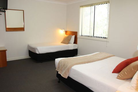 Pioneer Way Motel - Hervey Bay Accommodation 3