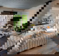 French Cottage - Hervey Bay Accommodation