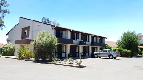 All Seasons Motel Armidale - Hervey Bay Accommodation 0