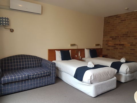 All Seasons Motel Armidale - Hervey Bay Accommodation 6