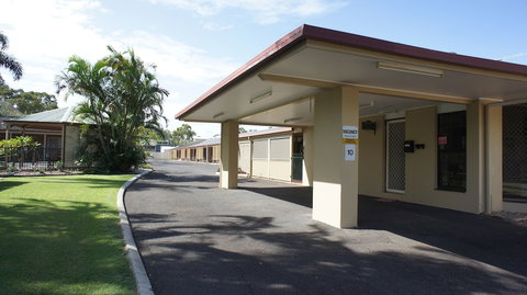 Cleveland Motor Inn - Hervey Bay Accommodation 0