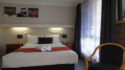 Cleveland Motor Inn - Hervey Bay Accommodation 4