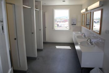 Arthouse Hostel - Hervey Bay Accommodation 2