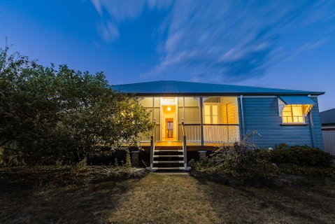 Apple Blossom Cottage - Hervey Bay Accommodation 2